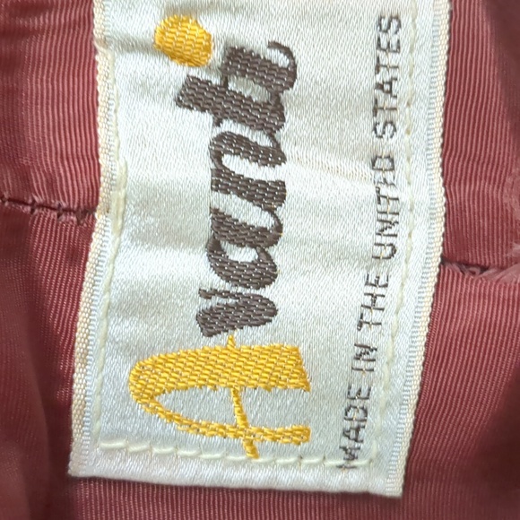 Avanti Burgundy Leather Coat - Picture 8 of 13